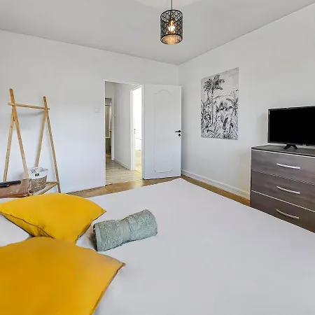 Apartment - Ideal Sejour Professionnel Ou Familial - Proche Bus Direct Au Centre De Strasbourg